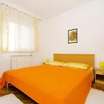 Zlatka Apartment *