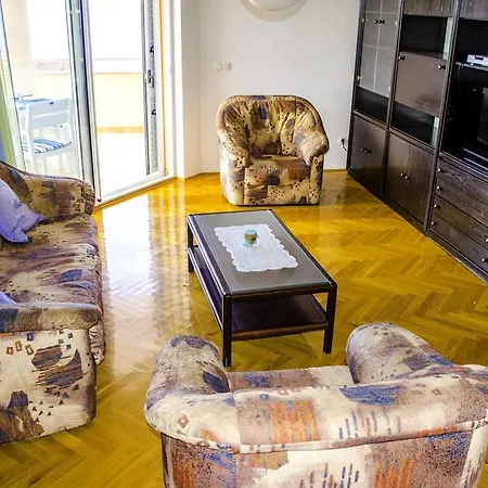 Zlatka Apartment *