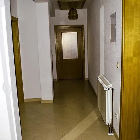 Zlatka 公寓 特罗吉尔